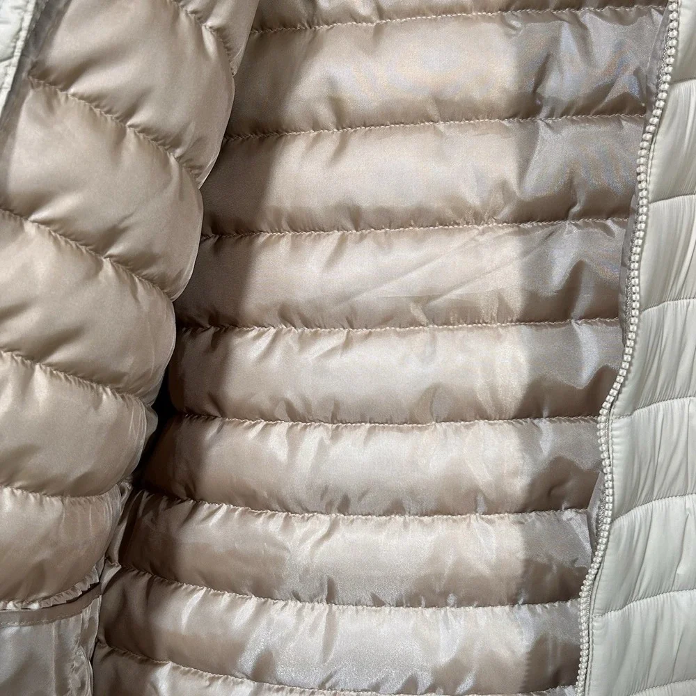Ozark Trail Men's Zip Front Puffer Jacket Size M Beige Winter Coat Zip Pockets - Picture 6 of 11